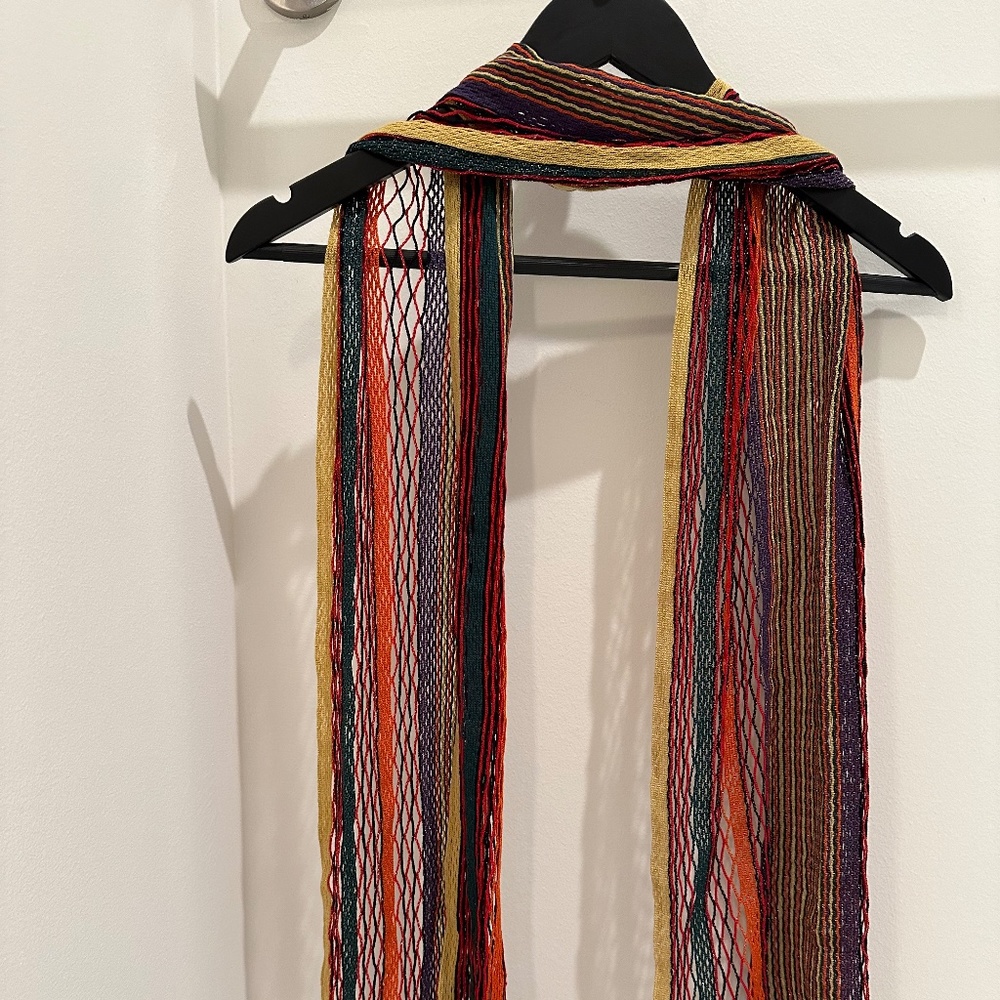 Woven scarf